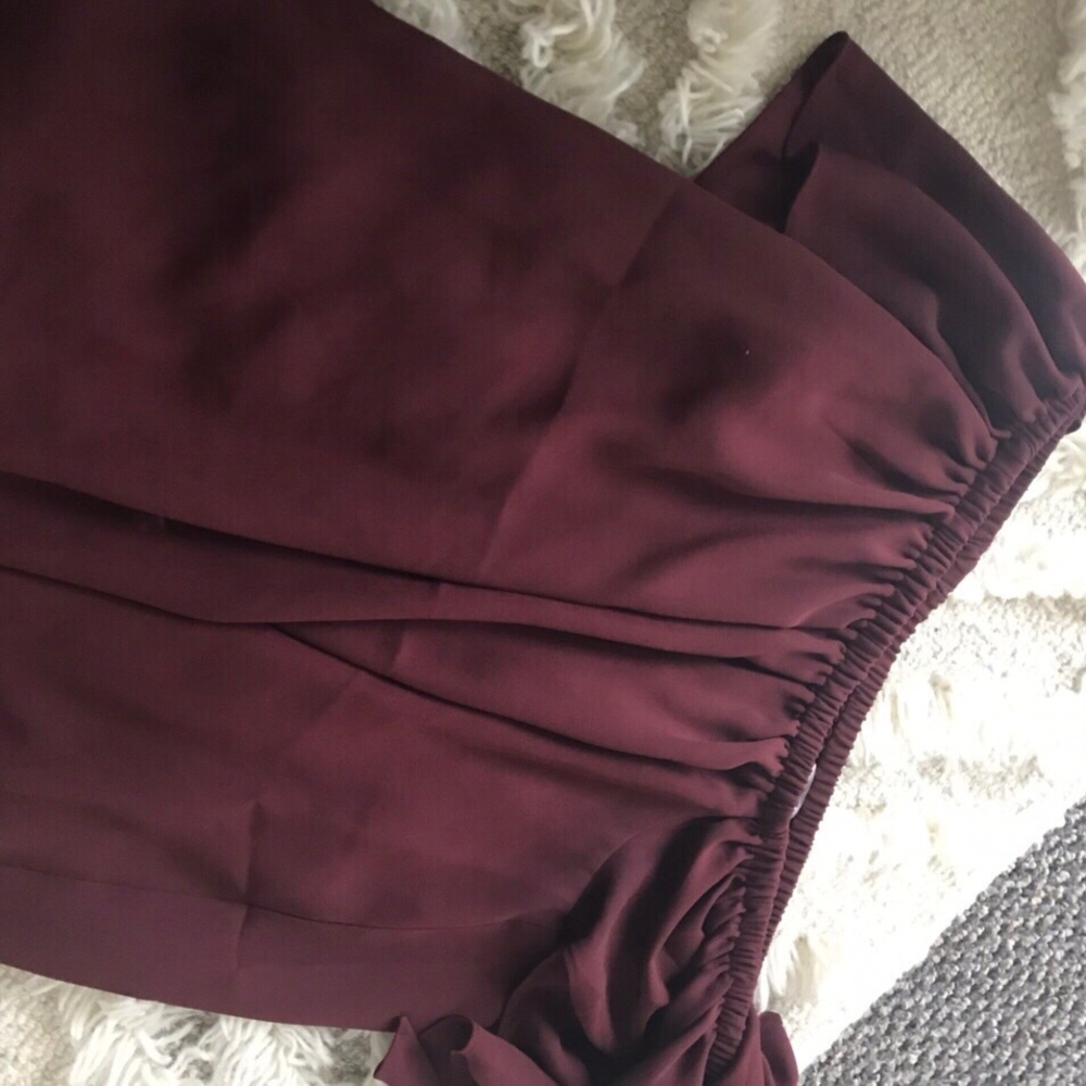 Last Chance 8/15 Naked Zebra Anne Bow Tie Off The Shoulder Blouse- Burgundy - Picture 2 of 4